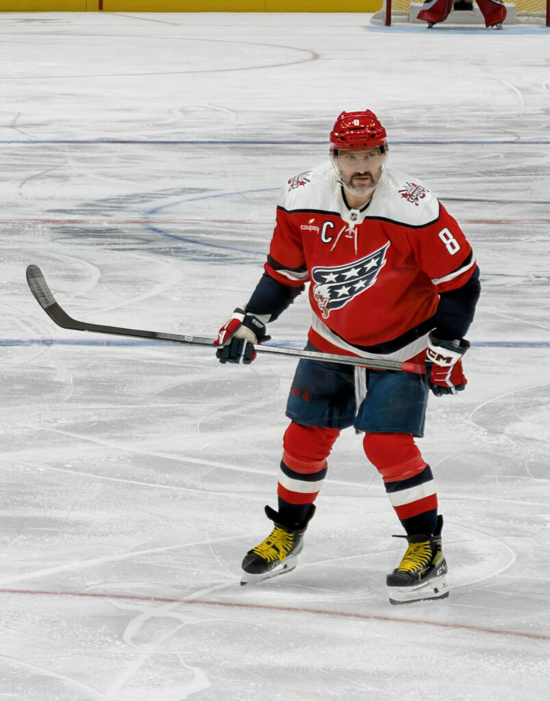 Ovechkin kondigt aan dat seizoen 2026-27 zijn laatste in de NHL wordt